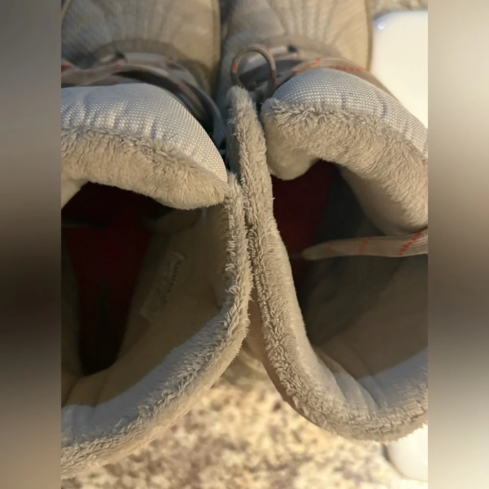 Sorel cozy stylish